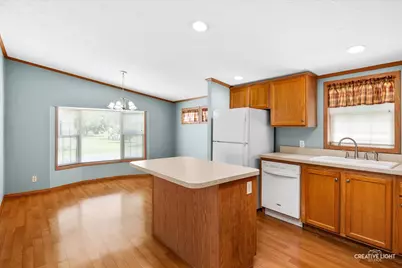 463 Meadowlark Circle #B, Sandwich, IL 60548 - Photo 7