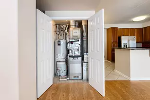 1715 Pavilion Way, Park Ridge, IL 60068 - Photo 11