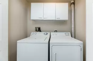 1715 Pavilion Way, Park Ridge, IL 60068 - Photo 25