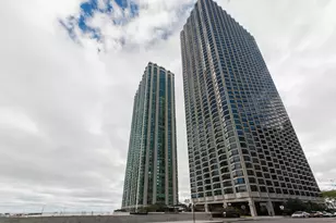 195 N Harbor Dr, Chicago, IL 60601 - Photo 1