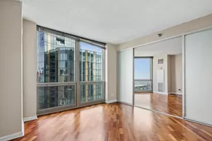 195 N Harbor Dr, Chicago, IL 60601 - Photo 3