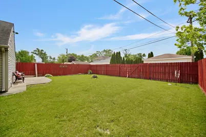 [Address not provided], Burbank, IL 60459 - Photo 13