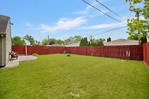 [Address not provided], Burbank, IL 60459 - Photo 13