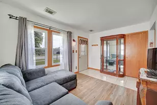 [Address not provided], Burbank, IL 60459 - Photo 5