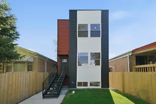 939 N Harding Ave, Chicago, IL 60651 - Photo 1