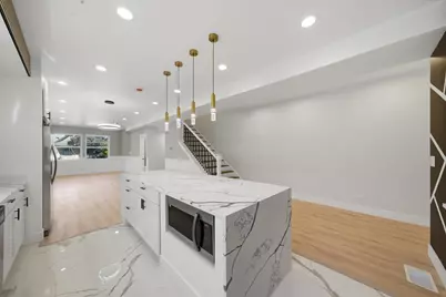 939 N Harding Avenue, Chicago, IL 60651 - Photo 9