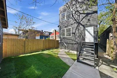 939 N Harding Avenue, Chicago, IL 60651 - Photo 27