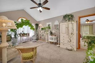 1622 Holiday Dr, Lake Holiday, IL 60548 - Photo 15