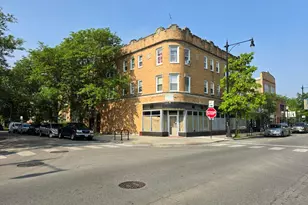 3305 W Bryn Mawr Ave, Chicago, IL 60659 - Photo 1