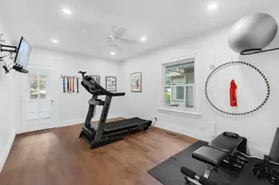 2323 Grey Ave, Evanston, IL 60201 - Photo 15