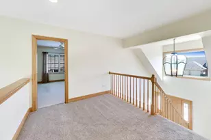 1049 Plantain Ct, Crystal Lake, IL 60014 - Photo 15