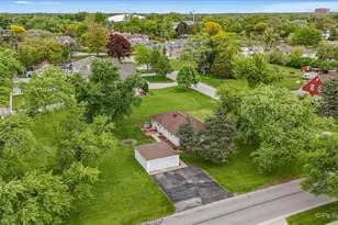 902 W Stonemill Ave, Addison, IL 60101 - Photo 25