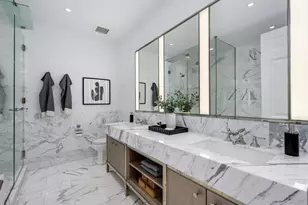 451 E Grand Ave, Chicago, IL 60611 - Photo 15