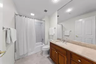 445 E North Water St, Chicago, IL 60611 - Photo 39