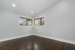 8429 Mason Ave, Morton Grove, IL 60053 - Photo 11