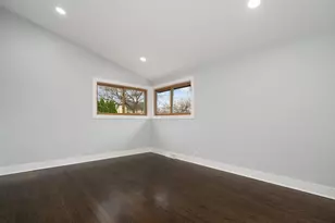 8429 Mason Ave, Morton Grove, IL 60053 - Photo 9