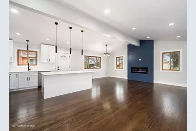 8429 Mason Avenue, Morton Grove, IL 60053 - Photo 5