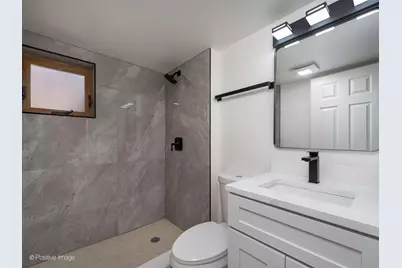 8429 Mason Avenue, Morton Grove, IL 60053 - Photo 15
