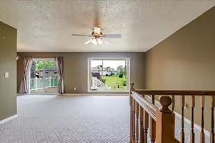 907 S Quincy St, Clifton, IL 61727 - Photo 5