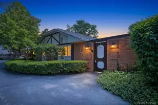 1 Carlisle On Duxbury Ct, Rolling Meadows, IL 60008 - Photo 1