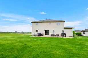 815 Meadow Path, Manteno, IL 60950 - Photo 25