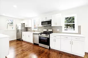 10527 S Albany Ave, Chicago, IL 60655 - Photo 13