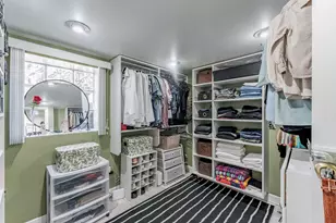 5615 W Henderson St, Chicago, IL 60634 - Photo 23