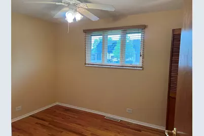 1520 N Fernandez Place, Arlington Heights, IL 60004 - Photo 11
