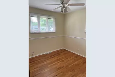 1520 N Fernandez Place, Arlington Heights, IL 60004 - Photo 13