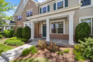 2021 Dauntless Dr, Glenview, IL 60026 - Photo 1