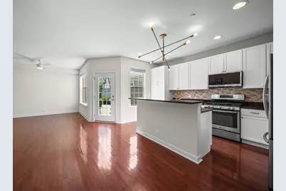 2021 Dauntless Drive, Glenview, IL 60026 - Photo 7