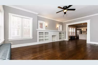 4819 W Cornelia Avenue, Chicago, IL 60641 - Photo 9