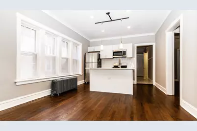 4819 W Cornelia Avenue, Chicago, IL 60641 - Photo 5