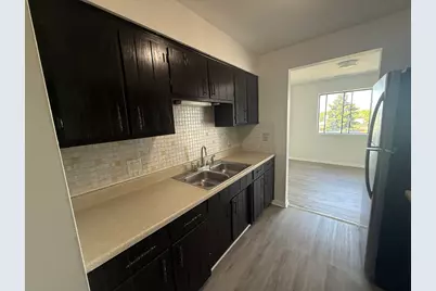 2300 N Harlem Avenue #404, Elmwood Park, IL 60707 - Photo 3