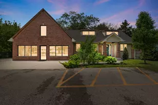 618 Barron Blvd, Grayslake, IL 60030 - Photo 1
