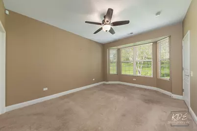 2898 Stoney Creek Drive, Elgin, IL 60124 - Photo 17