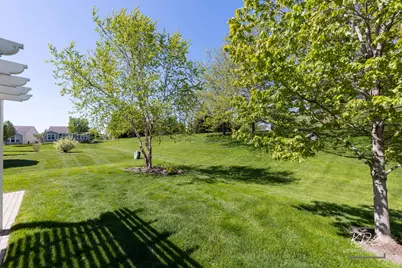 2898 Stoney Creek Drive, Elgin, IL 60124 - Photo 35