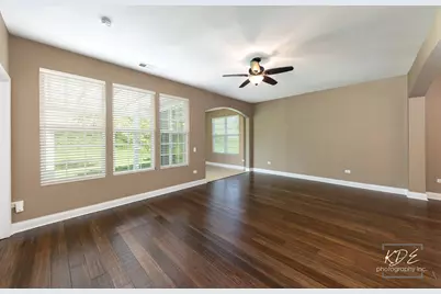 2898 Stoney Creek Drive, Elgin, IL 60124 - Photo 11
