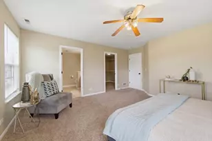 70 Regent Dr, Gilberts, IL 60136 - Photo 19