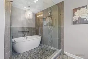 14415 W Blyth Ct, Libertyville, IL 60048 - Photo 25