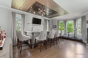 14415 W Blyth Ct, Libertyville, IL 60048 - Photo 9