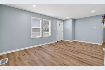 311 Sauk Trail, Park Forest, IL 60466 - Photo 5
