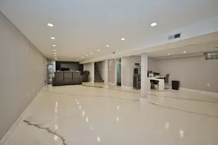 7135 Laramie Ave, Skokie, IL 60077 - Photo 33