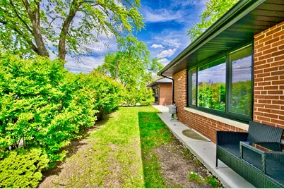 7135 Laramie Avenue, Skokie, IL 60077 - Photo 47