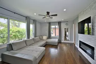 7135 Laramie Ave, Skokie, IL 60077 - Photo 13