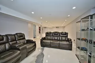 7135 Laramie Ave, Skokie, IL 60077 - Photo 31