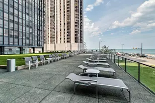 900 N Lake Shore Dr, Chicago, IL 60611 - Photo 13