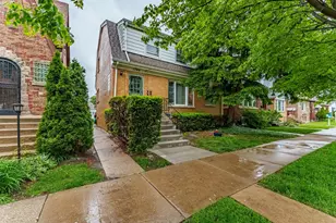 1344 Cuyler Ave, Berwyn, IL 60402 - Photo 1