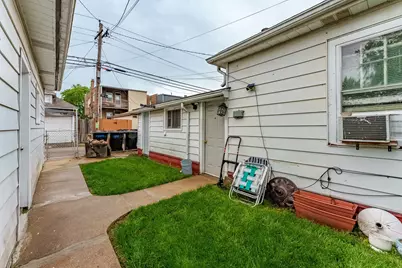 1344 Cuyler Avenue, Berwyn, IL 60402 - Photo 17