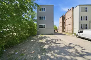 541 N Lawndale Ave, Chicago, IL 60624 - Photo 9